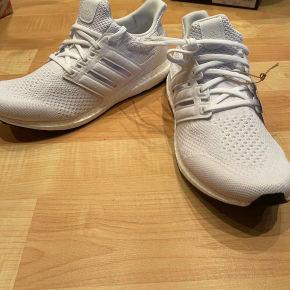 Adidas White Ultraboost 5.0 DNA Shoes - Size US 10 - Picture 5 of 6